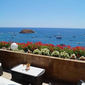 Exclusivo dúplex en primera línea en Tossa de Mar